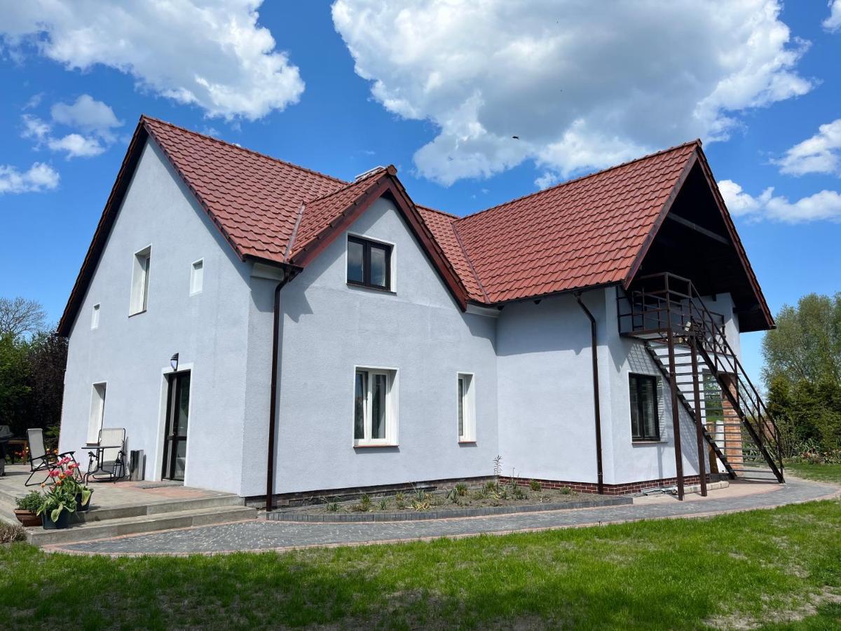 Sloneczny Wodnik Apartment Бранево Екстериор снимка