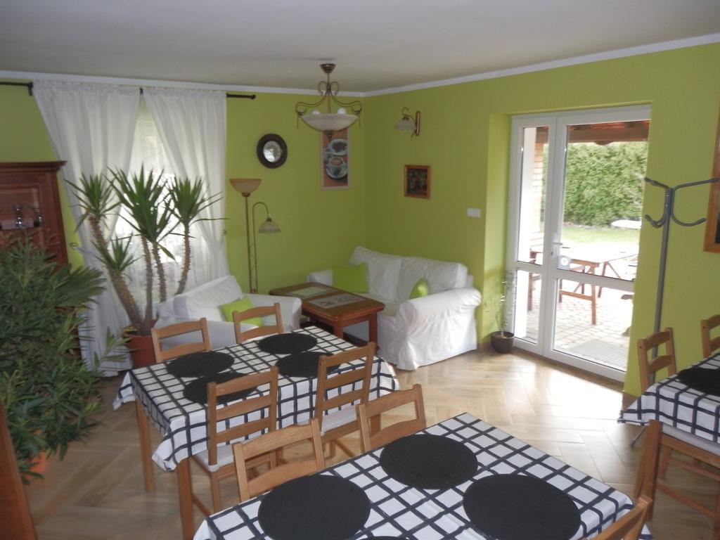 Sloneczny Wodnik Apartment Бранево Екстериор снимка